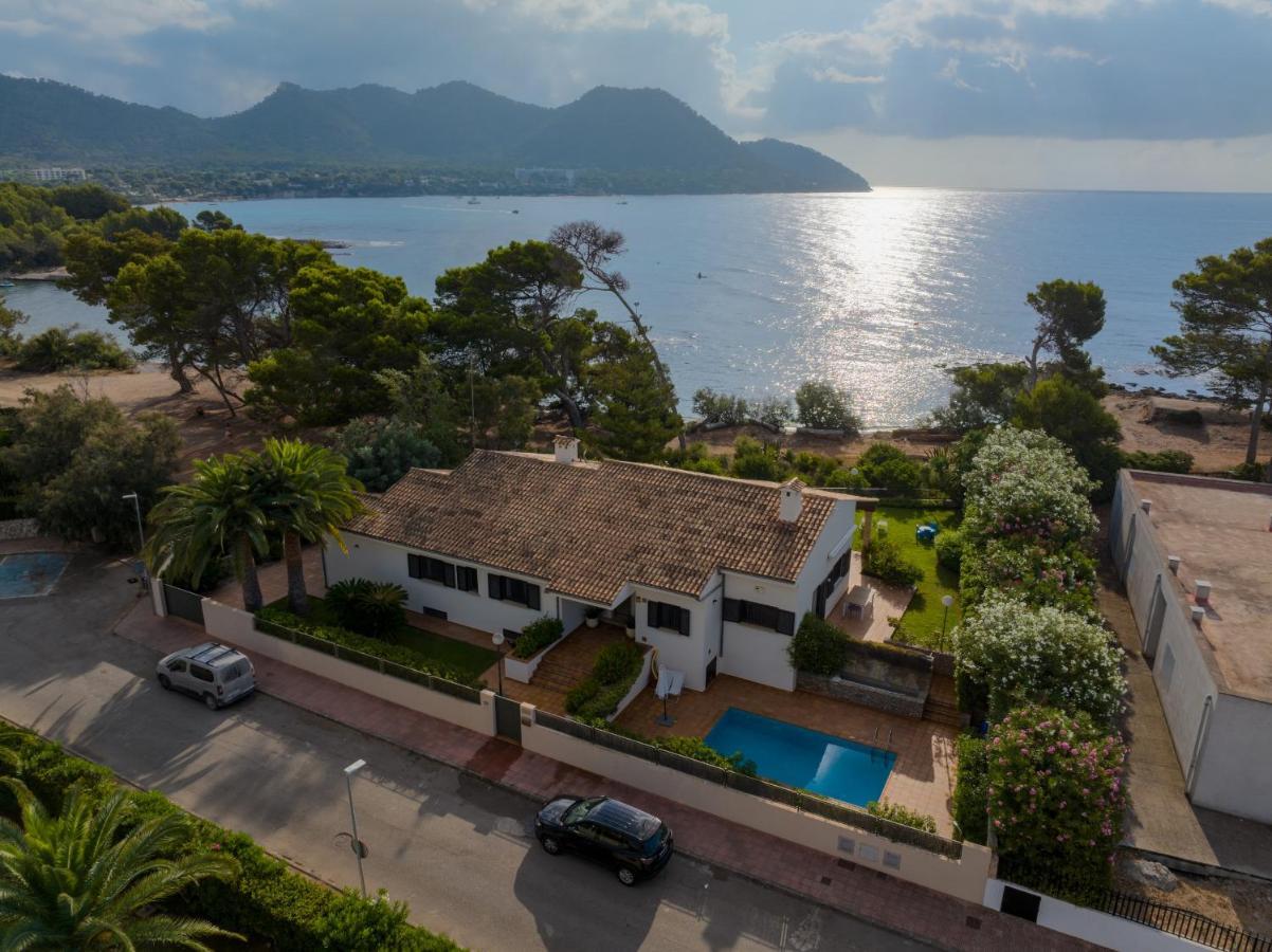 Es Pinaro - Front Villa